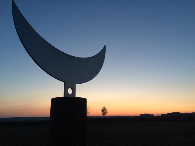 Sonnenuntergang am Steinkreis Sembach