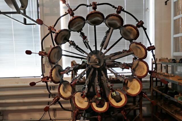 Schuhklebepresse | Foto: Brigitte Melder