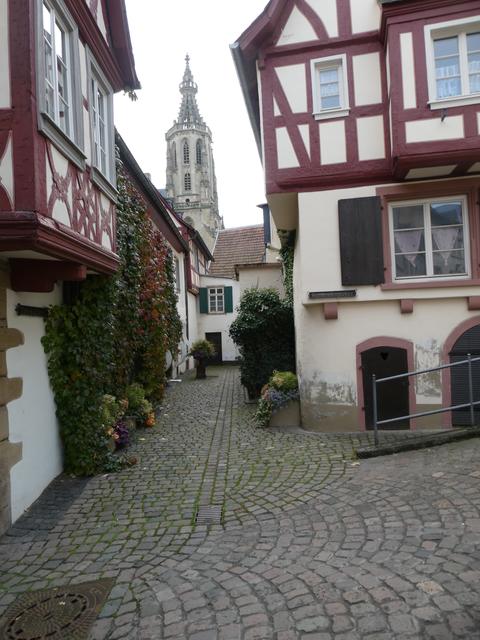 Alte Fachwerkhäuser und schmale Gässchen in Meisenheim 
