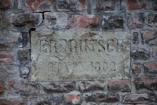 Verweis auf den Erdrutsch von 1882. | Foto: Markus Pacher