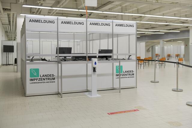 Impfzentrum in Ludwigshafen: Planmäßiger Start am ...