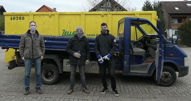 Zack Zack und schon ist der Anhänger wieder leer - Familiensache | Foto: Brigitte Melder