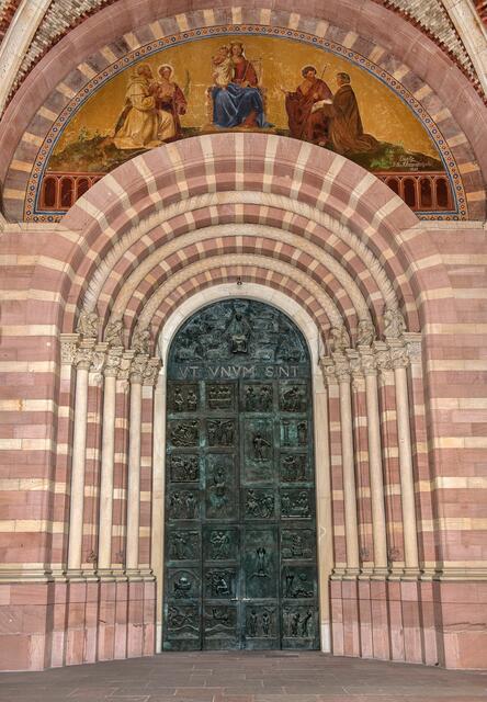 Das Hauptportal des Speyerer Doms | Foto: Klaus Landry