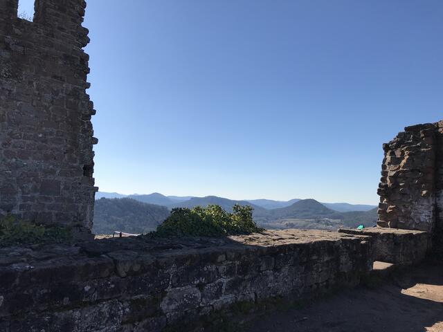 Burg Lindelbrunn | Foto: B. Bender