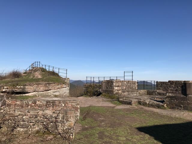 Burgruine Lindelbrunn | Foto: B. Bender