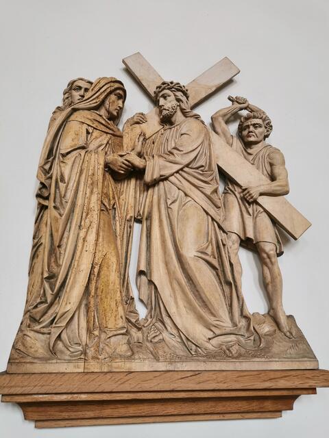 Teil des „Kreuzweges“ in der Marienkirche in Rodalben. Foto: Kling-Kimmle