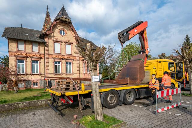 Vor der Abfahrt anschnallen ... in diesem Falle festbinden. | Foto: Andreas Lang