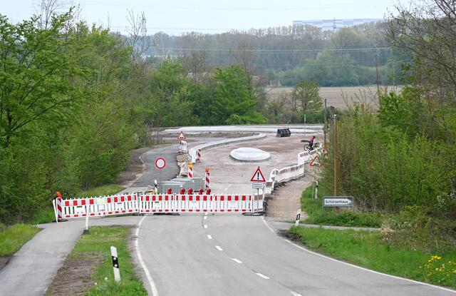 Blick im Mai 2021 von der Umgehung Jockgrim auf den Knotenpunkt L540 / K10 | Foto: A. Abt