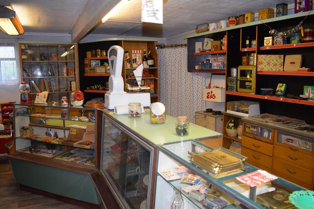 Das ehemalige Ladengeschäft ist mir original Artikeln bestückt | Foto: B. Bender