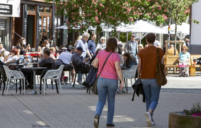 So belebt war die Innenstadt lange nicht mehr | Foto: view