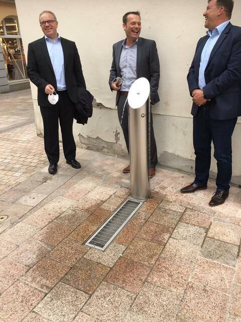 Nicht die drei von der Tankstelle, sondern die drei von den Stadtwerken: Holger Mück, Torsten Hinkel und Markus Schuler. | Foto: Manfred Oesterle