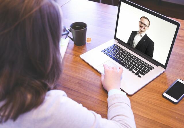 In Zeiten von Corona laufen viele Bewerbungsgespräche online ab