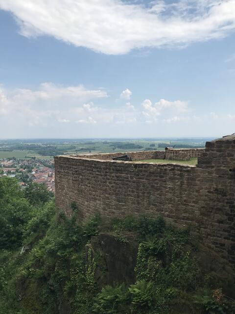 Burggraben links | Foto: B. Bender