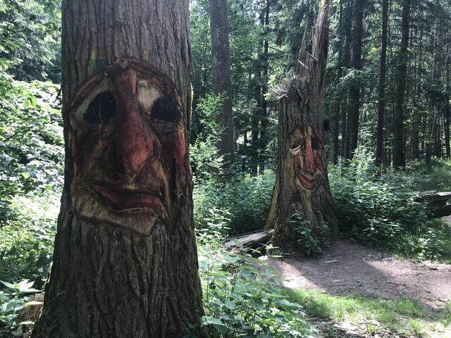 Leider kann er sich nicht zum andern umdrehen :-) | Foto: B. Bender