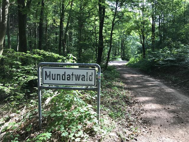 Start ist am Wanderparkplatz „Drei Eichen“ in Böllenborn | Foto: B. Bender