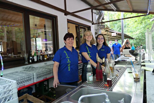 Sorgen für Flüssignahrung | Foto: Brigitte Melder