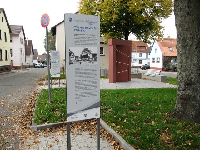 Waldenserplatz Palmbach - Waldenserdenkmal "Tor des Ankommens" | Foto: Roland Jourdan