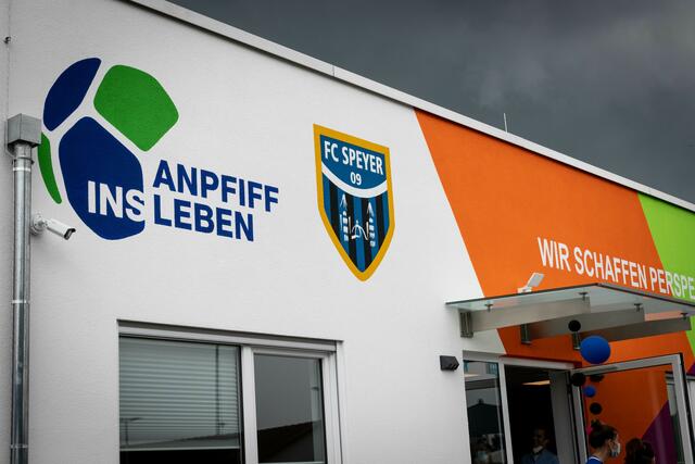 360 Grad-Förderung im neuen Jugendzentrum: Anpfiff ins Leben und der FC Speyer 09 fördern sportliche und schulische Erfolge der Nachwuchskicker | Foto: Cornelia Bauer