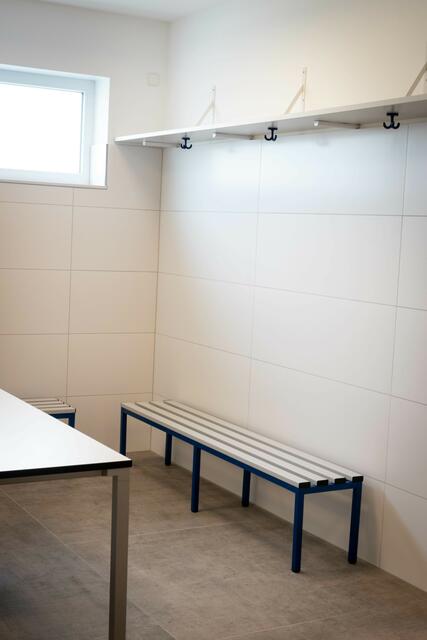 Vier Kabinen und zwölf Duschen sind entstanden | Foto: Cornelia Bauer