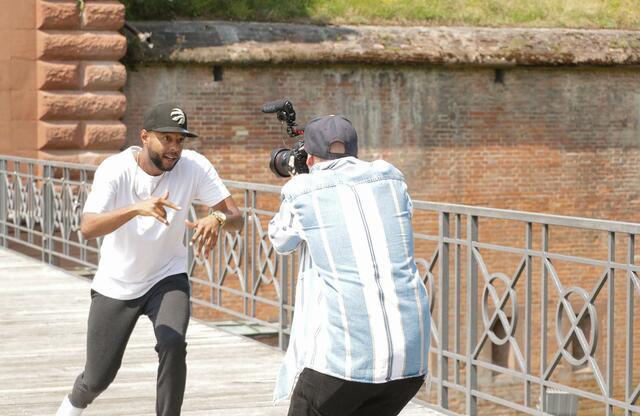 Newcomer Fabian Storzum beim Videodreh in Germersheim | Foto: Heike Schwitalla