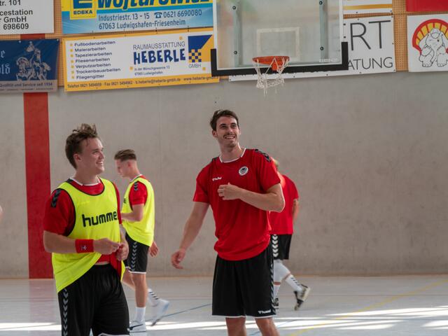 Max Neuhaus (links) und Jannek Klein | Foto: Kim Rileit