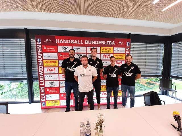 Matej Ašanin, Ceven Klatt, Stefan Salger, Enes Keskic, Žiga Urbic (v.l.) | Foto: Karsten Knäuper/Eulen Ludwigshafen