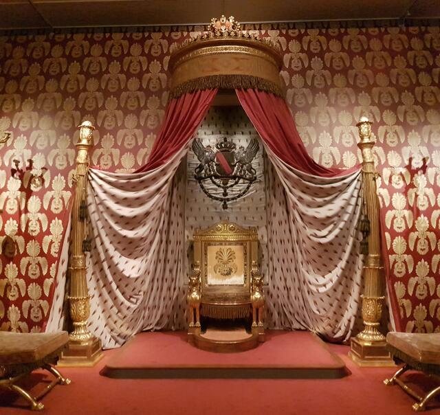 Baden: Der Thronsaal im Schloss Karlsruhe | Foto: www.jowapress.de