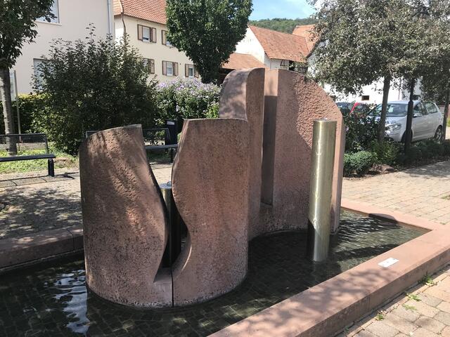 Wunderschöner Ortsbrunnen | Foto: B. Bender
