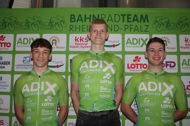 Luca Spiegel, Henric Hackmann und Torben Osterheld wurden in Köln Deutsche Meister im Teamsprint (Foto Michael Sonnick)