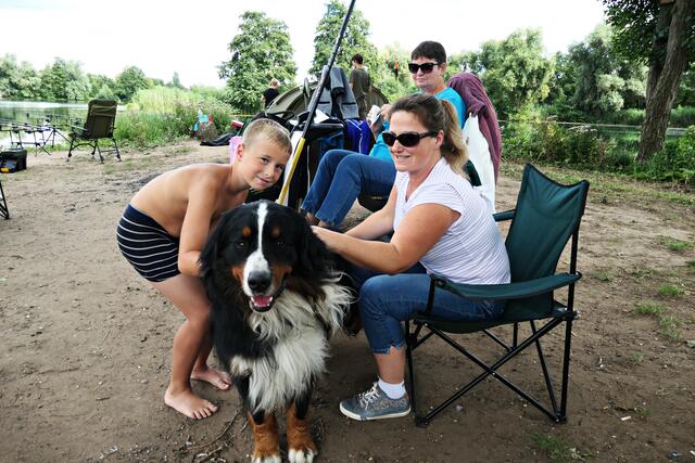 Die ganze Familie inklusive Hund involviert | Foto: Brigitte Melder