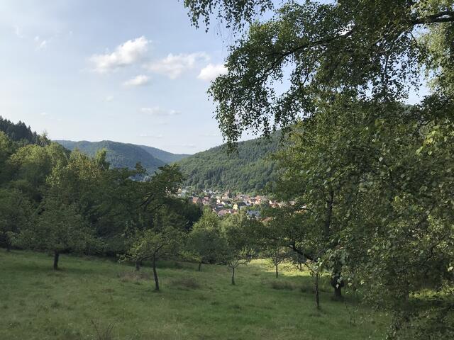Wunderschön eingebettet ins Tal | Foto: B. Bender