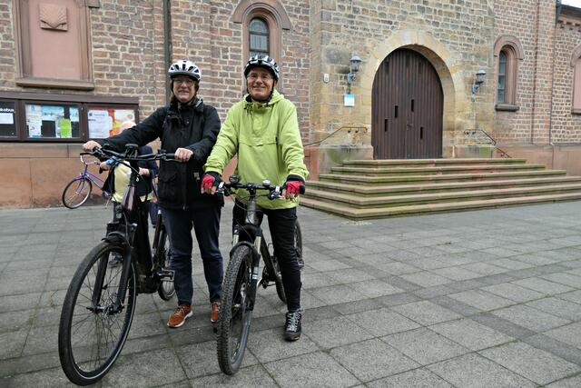 Ehepaar Böhmer aus Iggelheim kam mit den Bikes | Foto: Brigitte Melder