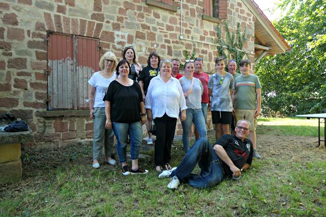 Gäste aus dem Ahrtal mit Böhler KV-Vereinsvorstand | Foto: Brigitte Melder