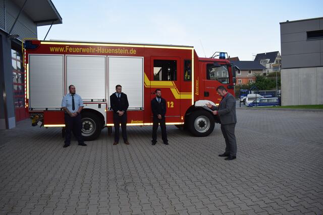 Sebastian Frey, Yannic Kremb, Marius Reichert und Christoph Schöffel (der nicht persönlich anwesend sein konnte) wurden für 10 Jahre Zugehörigkeit geehrt | Foto: B. Bender