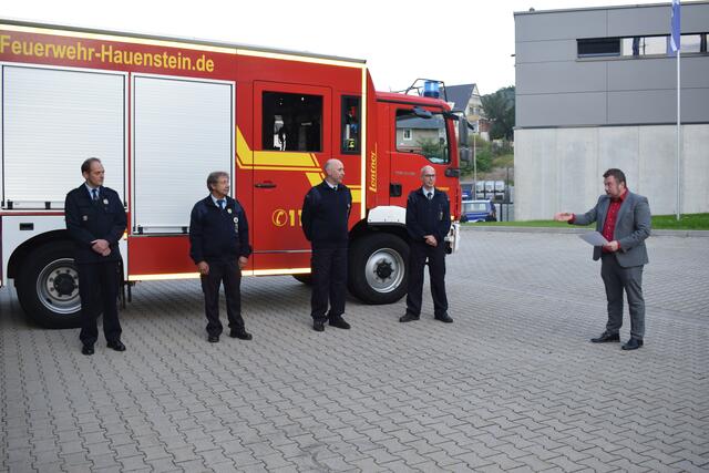 Peter Seibel, Ulrich Seibel, Volker Stöbener und Gerhard Vögler wurden für 40-jährige Zugehörigkeit ausgezeichnet | Foto: B. Bender