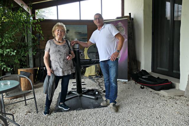 Musiker unter sich: Gaby Kiessling mit Horst Sven Becker | Foto: Brigitte Melder