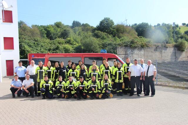 Den Lehrgang Sprechfunk erfolgreich abgeschlossen  Foto: Feuerwehr