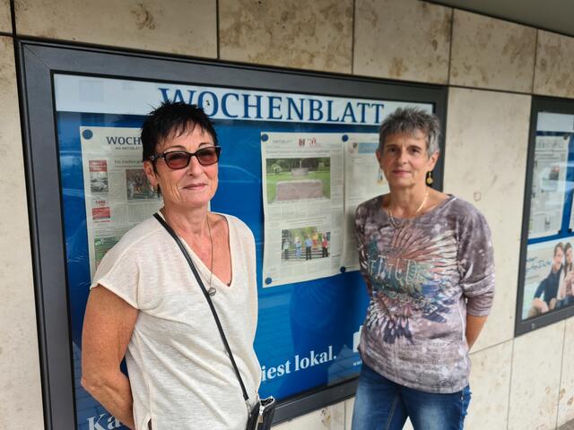 Susanne Henn-Marker, Vorsitzende des Schaustellerverbandes Barbarossa-Pfalz-Saar (rechts), und ihre Schwester Roswitha Henn-Nickel | Foto: Ralf Vester
