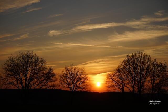 Sonnenuntergang am Heuberg bei Wartenberg-Rohrbach | Foto: Stephen Wüstenberg Photographie - Wartenberg-Rohrbach