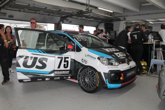 Daniel Gregor fährt für das KÜS-Team 75 Bernhard von Langstrecken-Weltmeister und Le Mans-Gewinner Timo Bernhard (Foto Michael Sonnick)