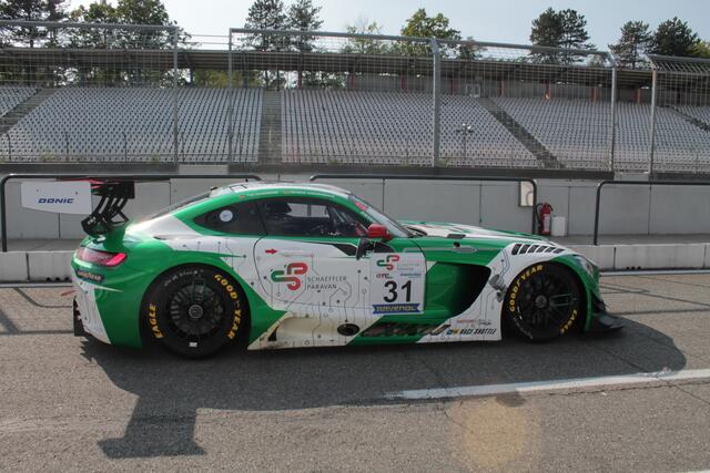 Tim Heinemann (Essen) und Patrick Assenheimer (Heilbronn) wurden im AMG-Mercedes vom Space Drive Racing-Team Zweite (Foto Michael Sonnick)
