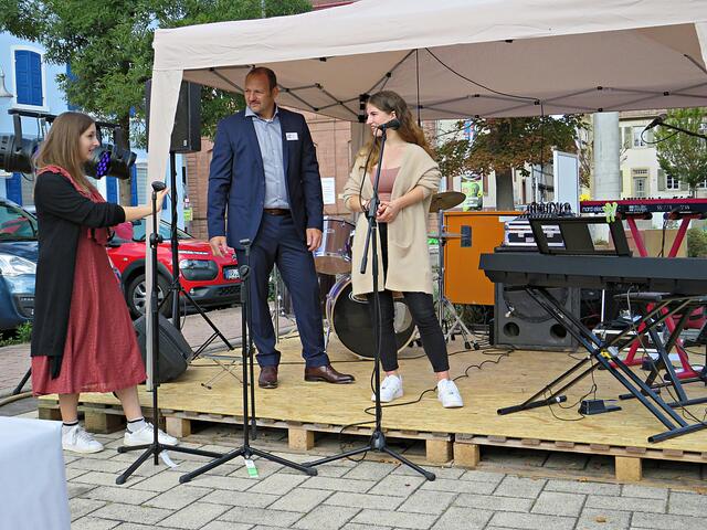 Pädagogin Lana Hartmann gibt Tipps, Sascha Leicht Mitte | Foto: Brigitte Melder