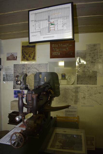 Einer der Kellerräume im Eingangsbunker | Foto: B. Bender