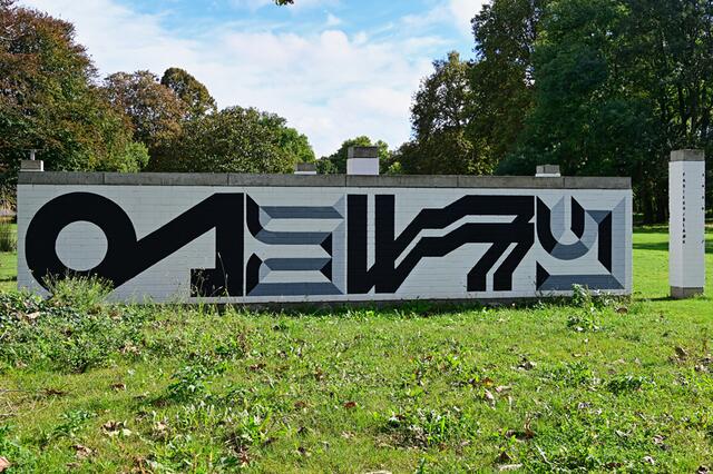 7. Station: Friedrich-Ebert-Park, Künstler (in alphabetischer Reihenfolge): Blaqk, Buja, Cose, Czolk, Dome, Limow, Parisko und Richter.  | Foto: Ilona Schäfer