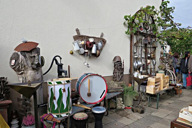 Anwesen von Thomas Horn in der Friedhofstraße mit Außergewöhnlichem | Foto: Brigitte Melder