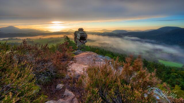 Sonnenaufgang auf den Geiersteinen bei Lug | Foto: Stefan Jung