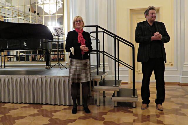 Frau Dr. Beyrich-Graf und Herr Carsten Malz vom Förderverein | Foto: Brigitte Melder
