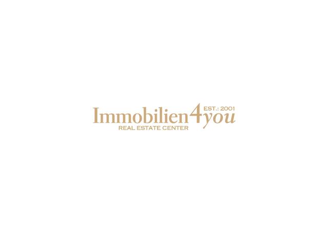 Immobilien4you ist der perfekte Immobilienmakler in der Umgebung von Kaiserslautern. Ob in Ramstein-Miesenbach, Kaiserslautern, Landstuhl, Steinwenden, Kottweiler-Schwanden, Obernheim-Kirchenarnbach, Reichenbach-Steegen oder Weilerbach - der Landkreis Kaiserslautern bietet jede Menge Wohnfläche für einen guten Kaufpreis. Neue Angebote für Häuser (Einfamilienhäuser, Mehrfamilienhäuser oder gepflegte Doppelhaushälften), Wohnungen (auch Eigentumswohnungen), Baugrundstücke oder Gewerbeimmobilien gibt es bei Immobilien4you. Man sollte auch immer die Online-Anzeigen im Auge behalten.