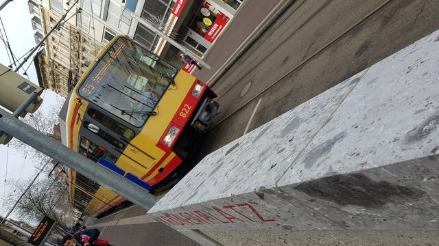 "Alt" trifft "neu" am Kronenplatz | Foto: www.jowapress.de