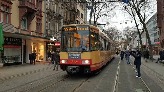 Unterwegs auf der letzten Runde in der Kaiserstraße | Foto: www.jowapress.de